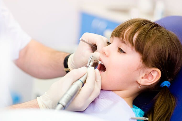Los niños y el dentista