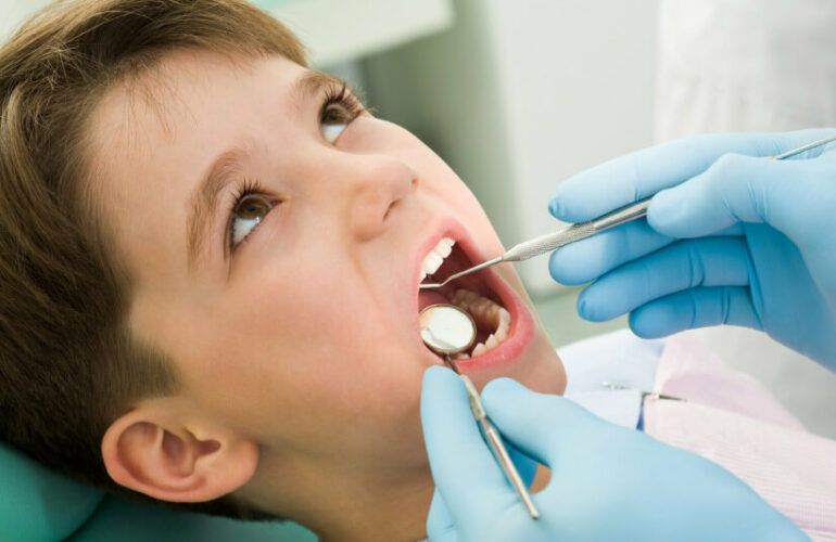 Los niños y el ortodoncista