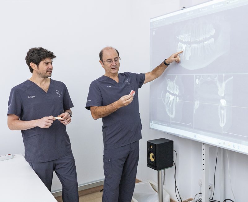 Implantes dentales en Barcelona